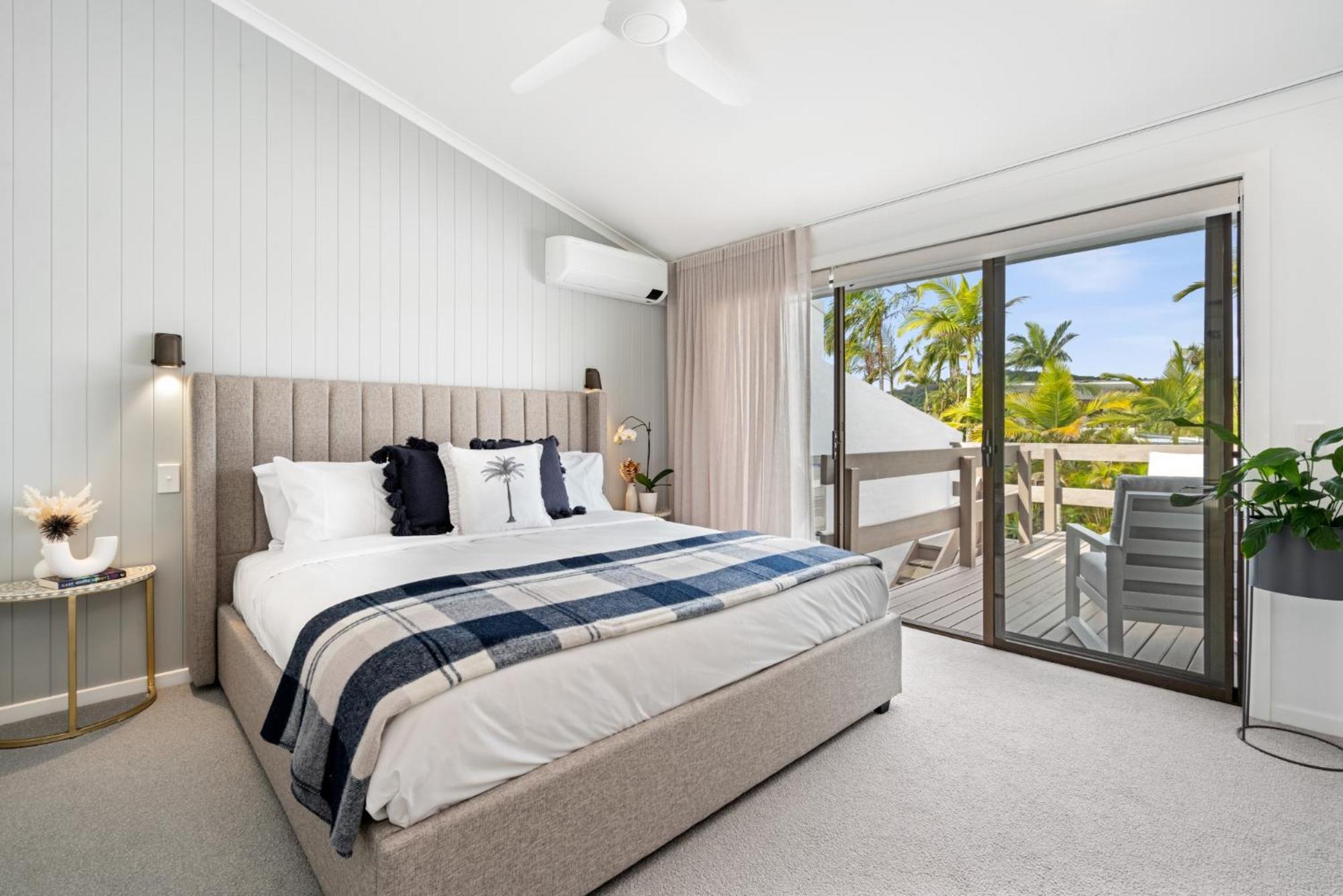 Sunset Sound Apartment